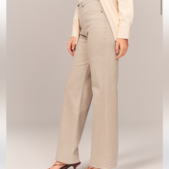 Abercrombie High Rise 90s Relaxed Curve Love, Oat, Size 6 Long Jeans - Picture 2 of 10